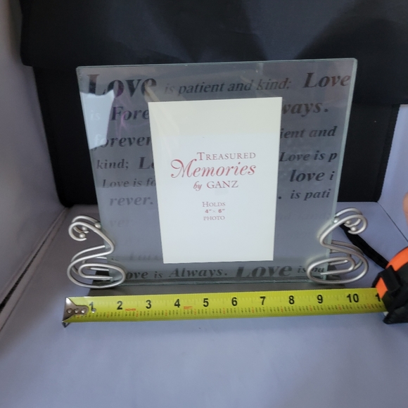 Vintage 4"x6" Treasured Memories by Ganz picture frame with removable metal base - Picture 6 of 9
